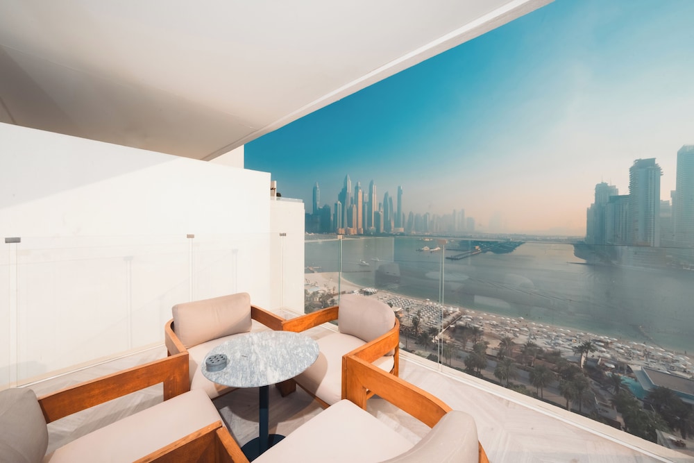 Suite de lujo de 2 dormitorios del hotel FIVE Palm Jumeirah Dubai. Foto 4