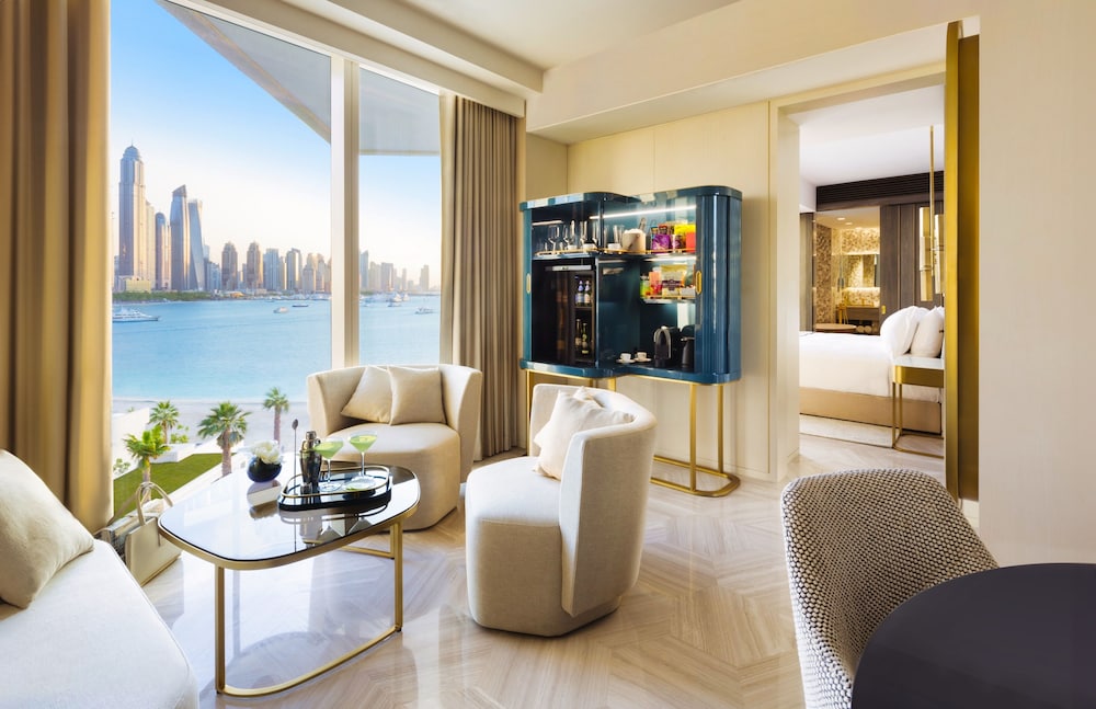 Suite junior, vistas al mar del hotel FIVE Palm Jumeirah Dubai. Foto 3
