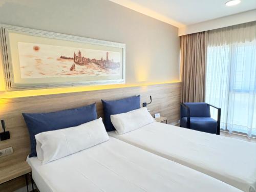 Habitación Doble - 1 o 2 camas del hotel Eurohotel Barcelona Gran Via Fira. Foto 10
