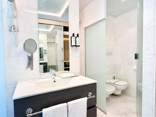 Habitación Doble con cama supletoria - 2 camas del hotel Eurohotel Barcelona Gran Via Fira