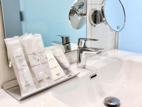 Habitación Superior con terraza - 2 camas del hotel Eurohotel Barcelona Gran Via Fira. Foto 4