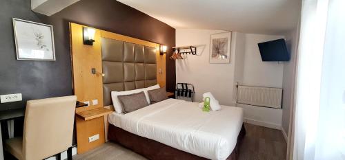 Habitación Doble del hotel Hotel De France. Foto 3
