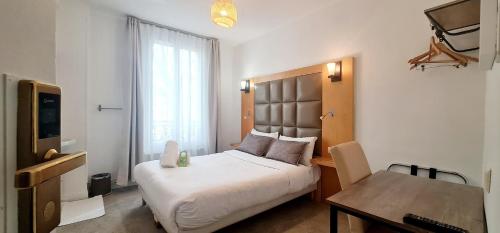 Habitación Doble con baño compartido del hotel Hotel De France. Foto 4