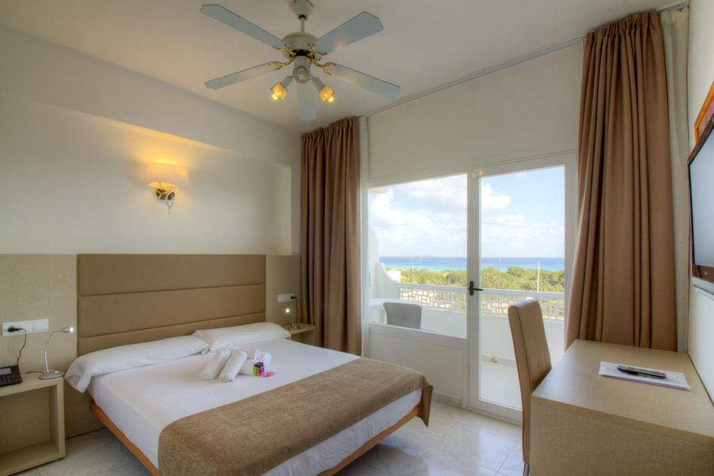 Habitación doble del hotel Complejo Lago Playa