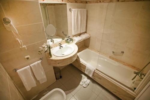 Habitación Doble Estándar - 2 camas del hotel Insotel Formentera Playa. Foto 7