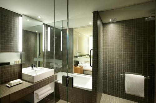 Habitación Doble Grand Deluxe del hotel Shilla Stay Gwanghwamun Myungdong. Foto 7