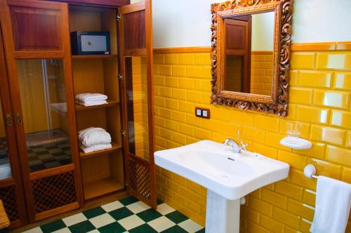 Habitación Doble con baño - 1 o 2 camas del hotel Casa Lola Y Juan. Foto 2