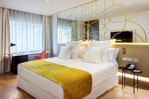 Junior suite Suite del hotel Barcelo Torre De Madrid. Foto 1