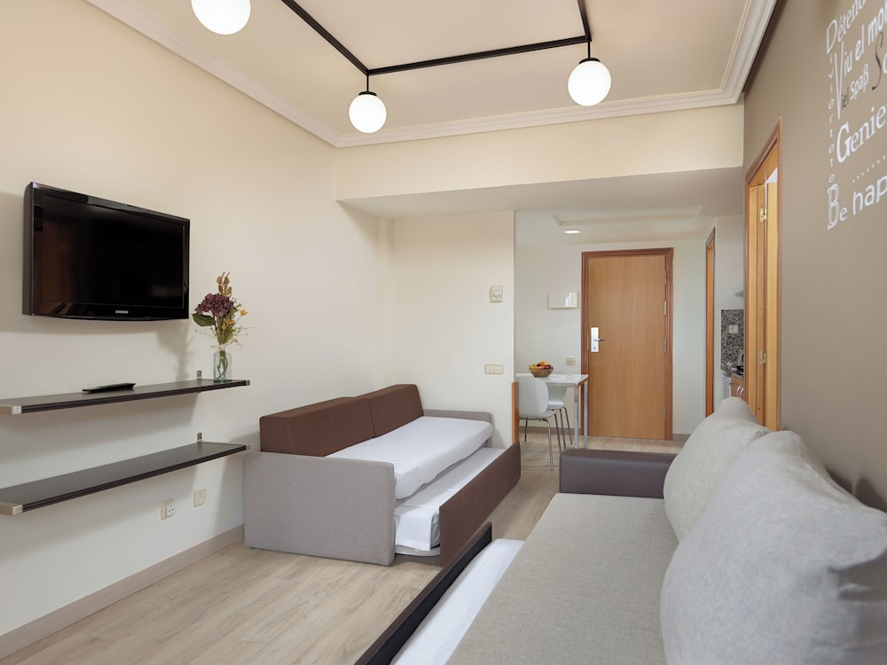 Apartamento Plus del hotel H10 Mediterranean Village. Foto 3