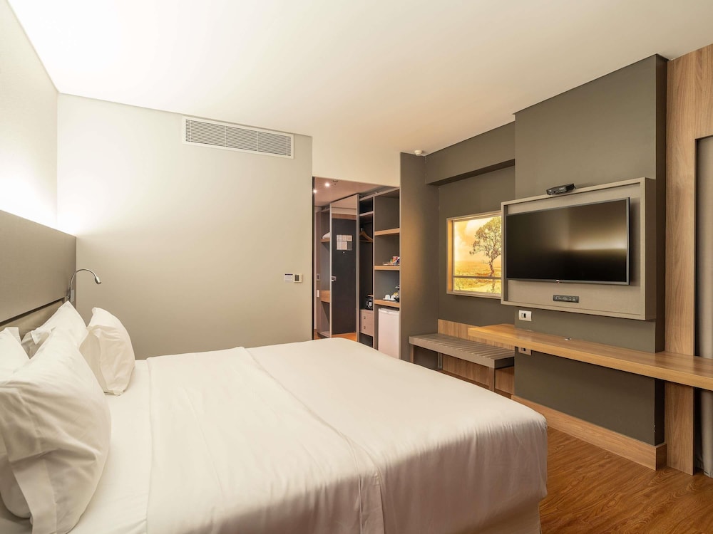 Apartamento Privilege con cama King del hotel Mercure Uberlândia Plaza Shopping. Foto 5