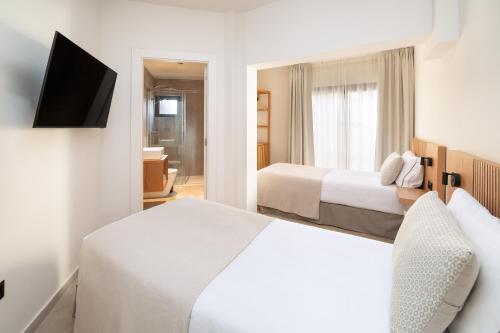 Habitación Doble - 1 o 2 camas del hotel Playa Sur Tenerife. Foto 1