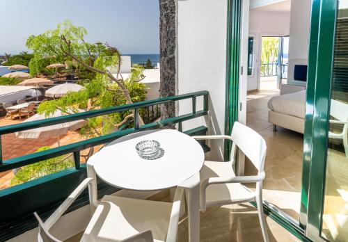 Double or Twin Room with Sea View del hotel El Hotelito Del Golfo. Foto 4