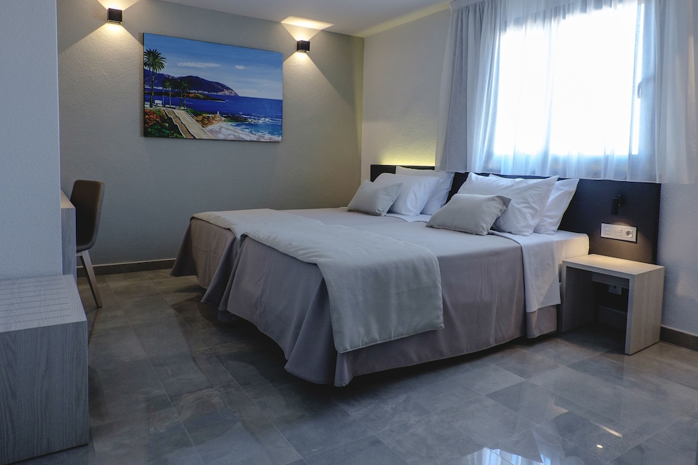 Habitación Deluxe doble, vistas a la montaña (PROMO) del hotel ALEGRIA Dos Playas. Foto 1