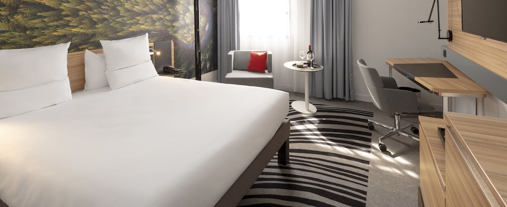 Habitación Classic con una cama doble del hotel Novotel Blois Centre Val De Loire. Foto 1