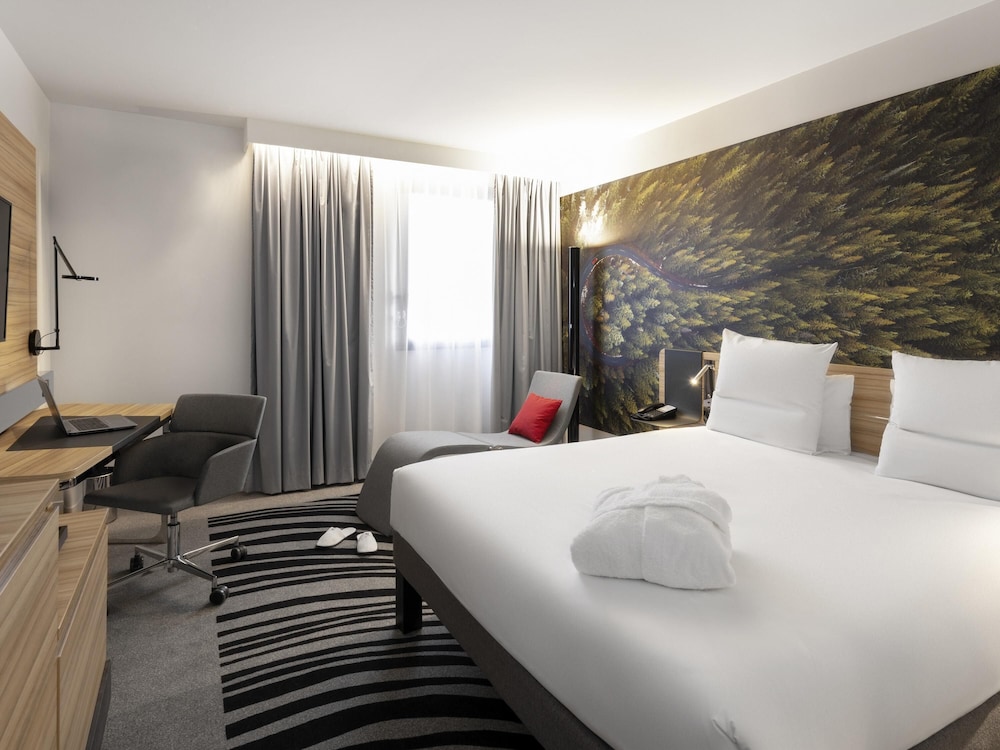 Habitación Executive con una cama doble del hotel Novotel Blois Centre Val De Loire