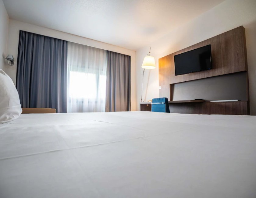 Habitación doble Superior Sofá Cama incluido 1 Cama doble del hotel Novotel Nantes Centre Gare. Foto 6