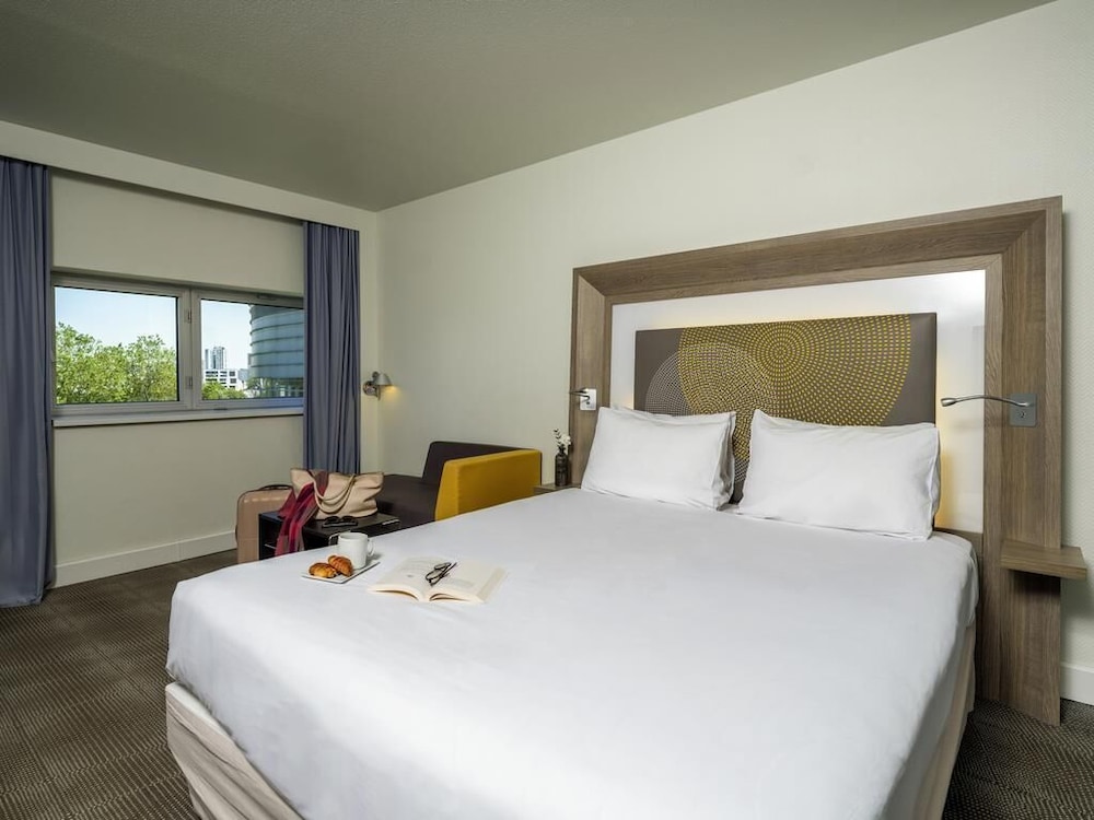 Habitación Ejecutiva - 1 cama doble del hotel Novotel Nantes Centre Gare. Foto 4