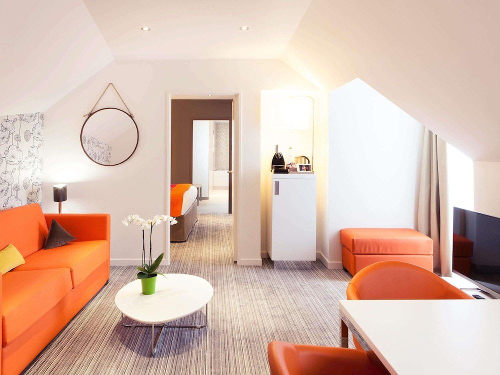 Suite ejecutiva, 1 cama de matrimonio grande con sofá cama del hotel Mercure Nantes Centre Grand