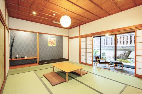 Habitación de estilo japonés con jardín pequeño del hotel Gran Ms Kyoto. Foto 7