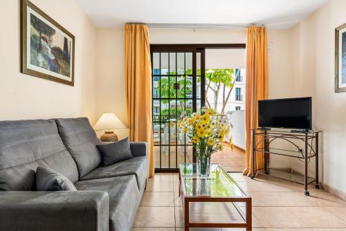 One - Bedroom Large Apartment with Balcony and External View del hotel Club Tenerife
