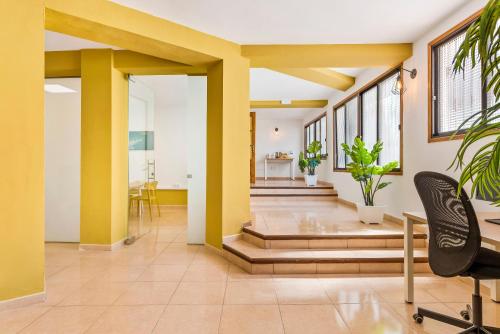 One - Bedroom Sunny Large Apartment with Pool View del hotel Club Tenerife. Foto 4
