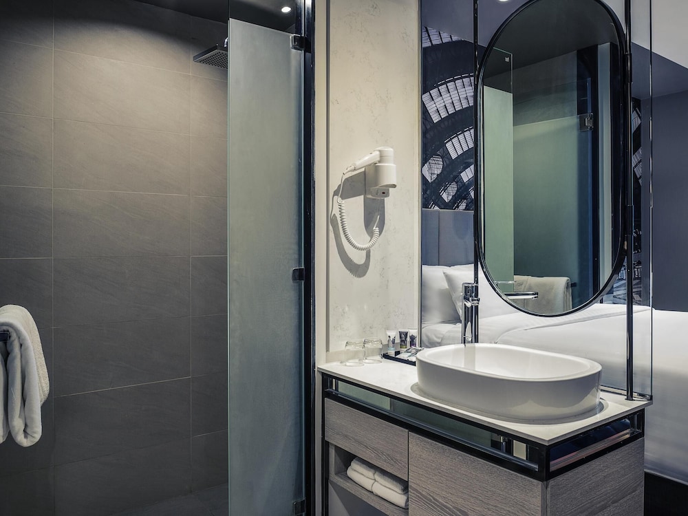 Habitación superior, 2 camas individuales del hotel Mercure Bangkok Makkasan. Foto 6