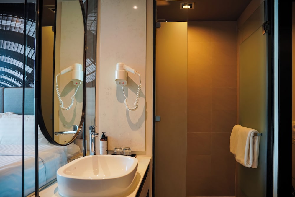Privilege, Habitación, 2 camas individuales del hotel Mercure Bangkok Makkasan. Foto 11