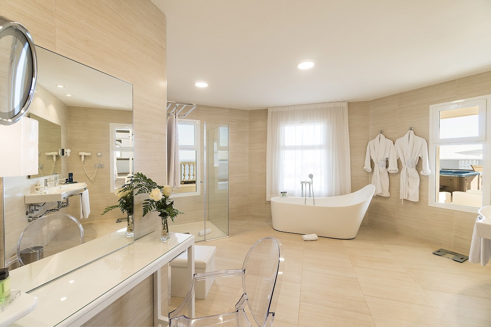 Suite estudio presidencial del hotel Royal Palm Resort and Spa - Adults Only. Foto 5