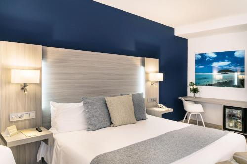 Habitación Doble con vistas al mar - 1 o 2 camas del hotel Royal Palm Resort and Spa - Adults Only. Foto 4