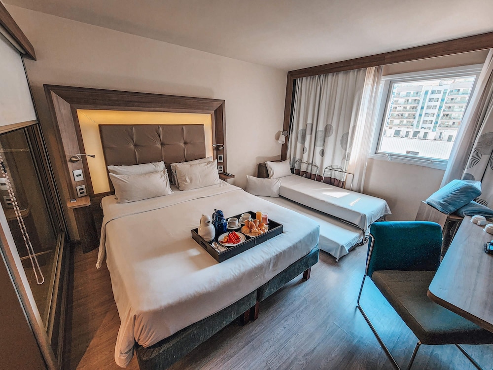 Apartamento Superior con 1 cama doble del hotel Novotel Rj Praia De Botafogo. Foto 3
