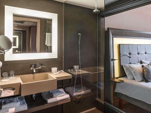 Habitación Familiar con 1 cama doble y 1 sofá cama del hotel Novotel Rj Praia De Botafogo