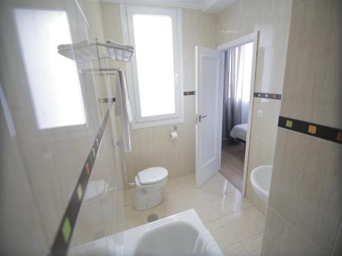Habitación Doble Estándar - 1 o 2 camas del hotel Alda Estación Vigo. Foto 2