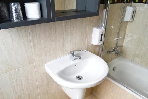 Habitación Doble Económica - 1 o 2 camas del hotel Alda Estación Vigo. Foto 7