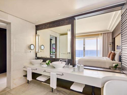 Suite del Sultán del hotel Fairmont Fujairah Beach Resort