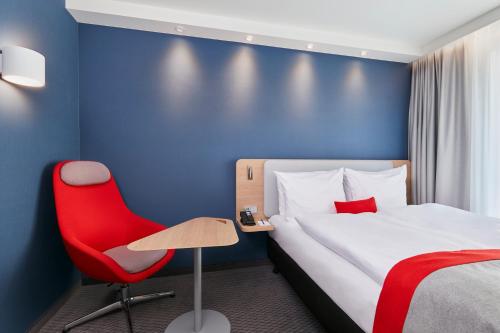 Habitación Estandar del hotel HOLIDAY INN EXPRESS BERLIN - ALEXANDERPLATZ. Foto 4