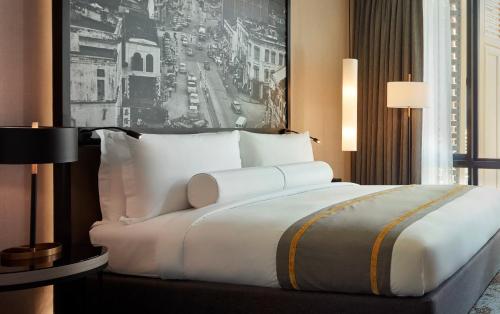Habitación Doble Deluxe del hotel Stripes Kuala Lumpur, Autograph Collection. Foto 2