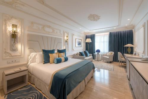 Habitación Triple Deluxe del hotel Gran Hotel Miramar