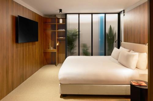 Habitación con cama extragrande y ducha a ras de suelo - Adaptada para personas con movilidad reducida del hotel Good London