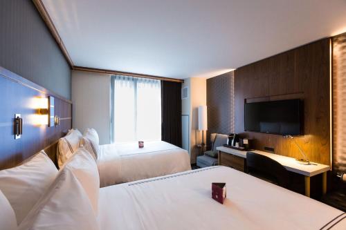 Habitación Doble con 2 camas dobles - No fumadores del hotel Crowne Plaza HY36 Midtown Manhattan. Foto 1