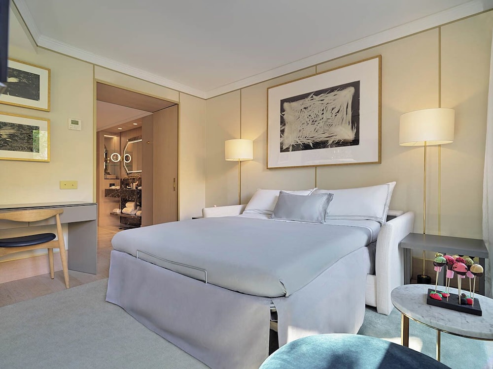 Junior Suite Corner del hotel The One Barcelona Gl. Foto 3