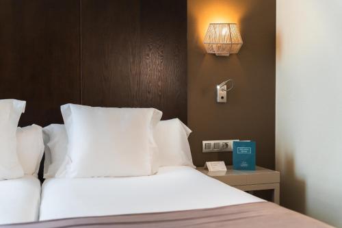 Habitación Doble Deluxe del hotel La Laguna Gran Hotel. Foto 8