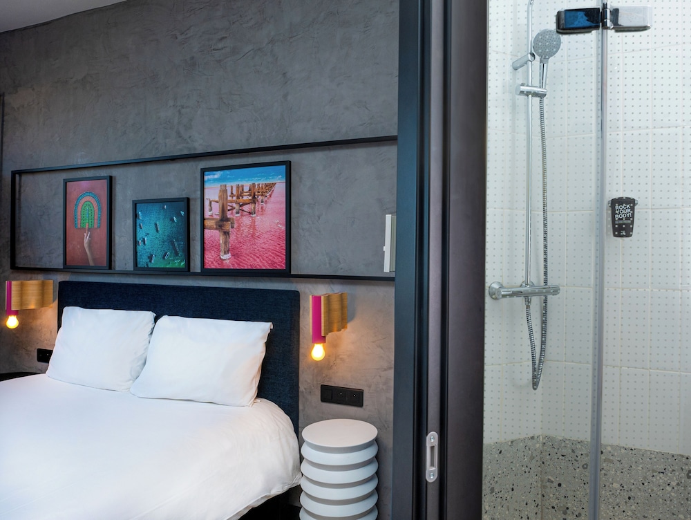 Habitación estándar doble, 1 cama doble del hotel Ibis Dakar. Foto 5