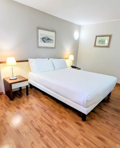 Habitación Doble Estándar del hotel Ibis Styles Palermo Cristal. Foto 1