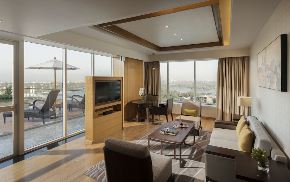 Gran Suite The Level del hotel Melia Yangon. Foto 2