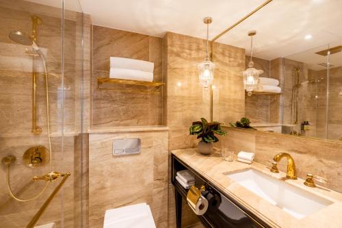 Suite Junior del hotel Saint London. Foto 3