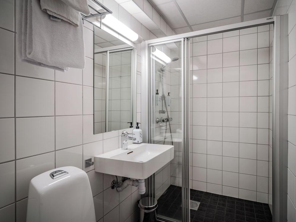 Habitación estándar, varias camas, no fumadores del hotel Quality Grand Tromsø. Foto 3