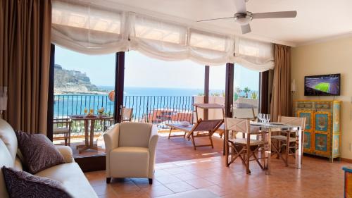 Apartamento con vistas al mar del hotel Idyll Suites- Only Adults