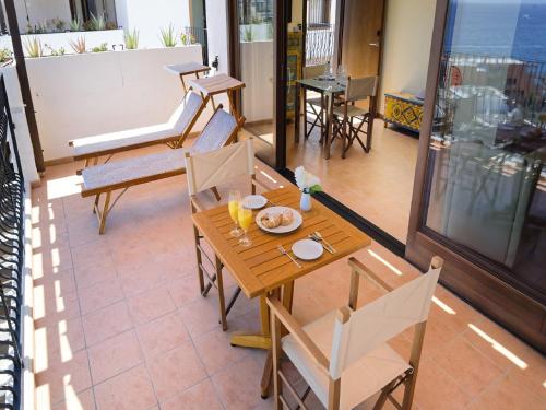 Apartamento con vistas al mar del hotel Idyll Suites- Only Adults. Foto 3