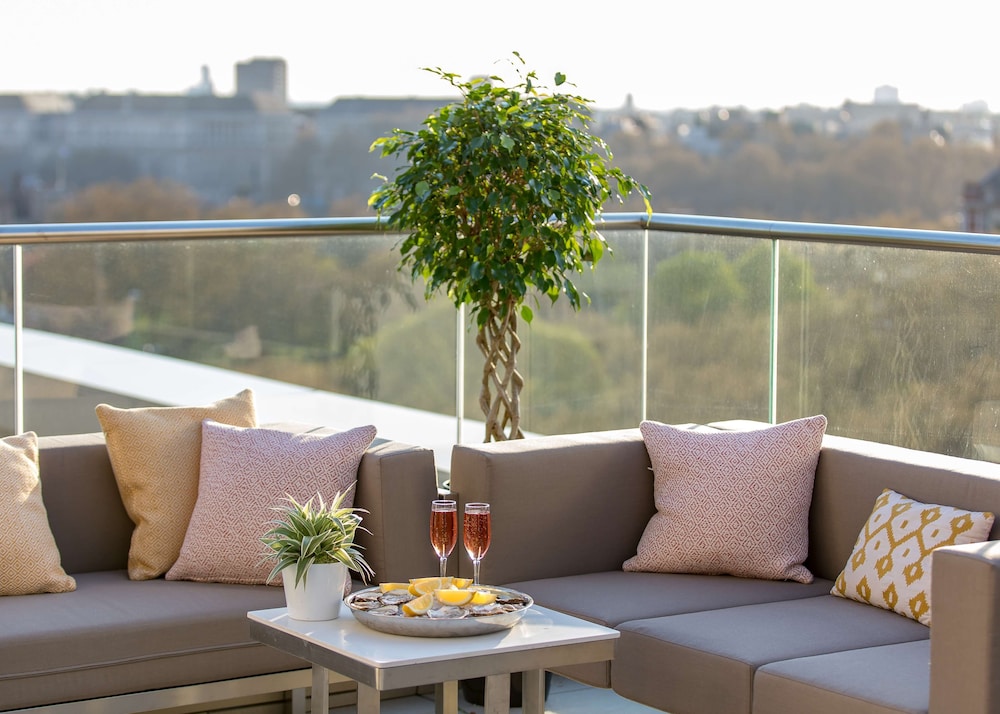 Estudio, 1 cama de matrimonio grande del hotel Park Plaza London Waterloo. Foto 6