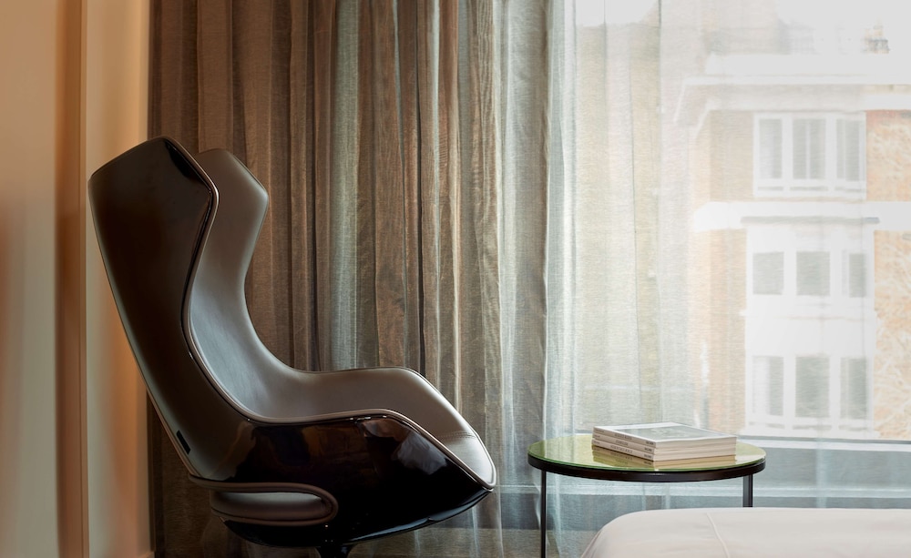 Habitación superior, 1 cama doble del hotel Park Plaza London Waterloo. Foto 4